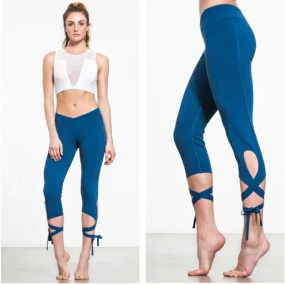 Free People Movement | Turnout Yoga Capris